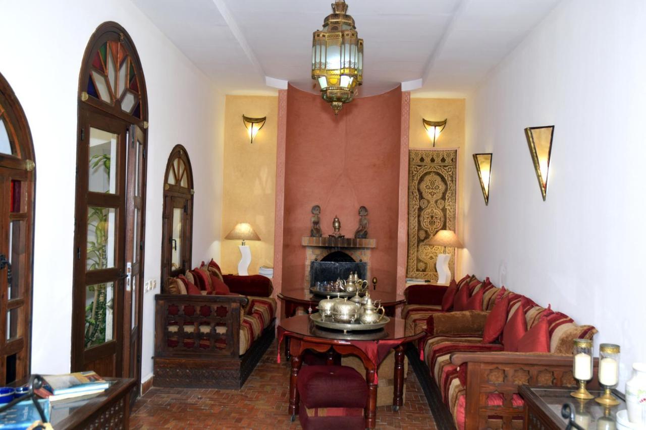 Dar Manara - Medina D'Asilah Hotel ภายนอก รูปภาพ