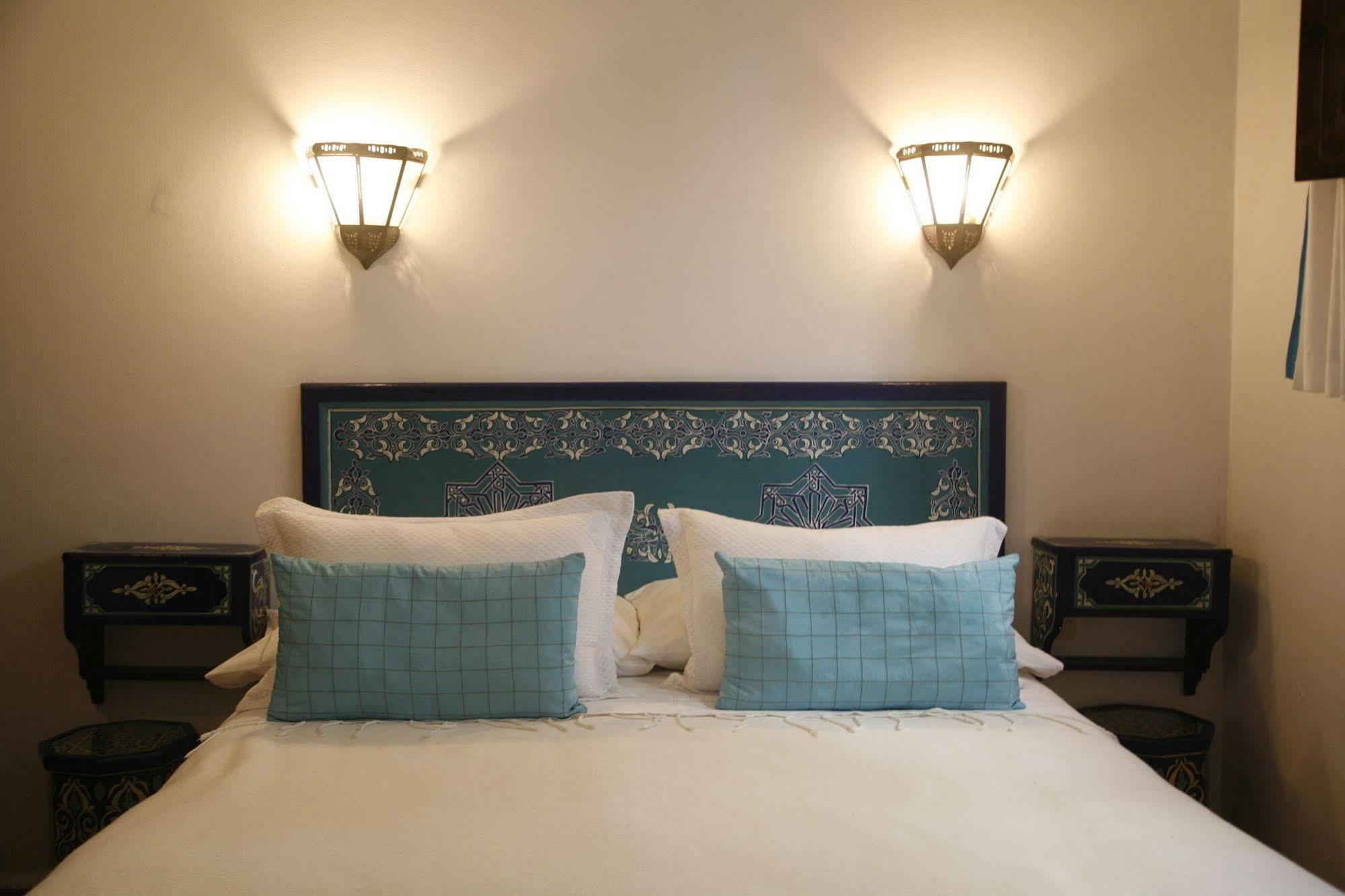 Dar Manara - Medina D'Asilah Hotel ภายนอก รูปภาพ