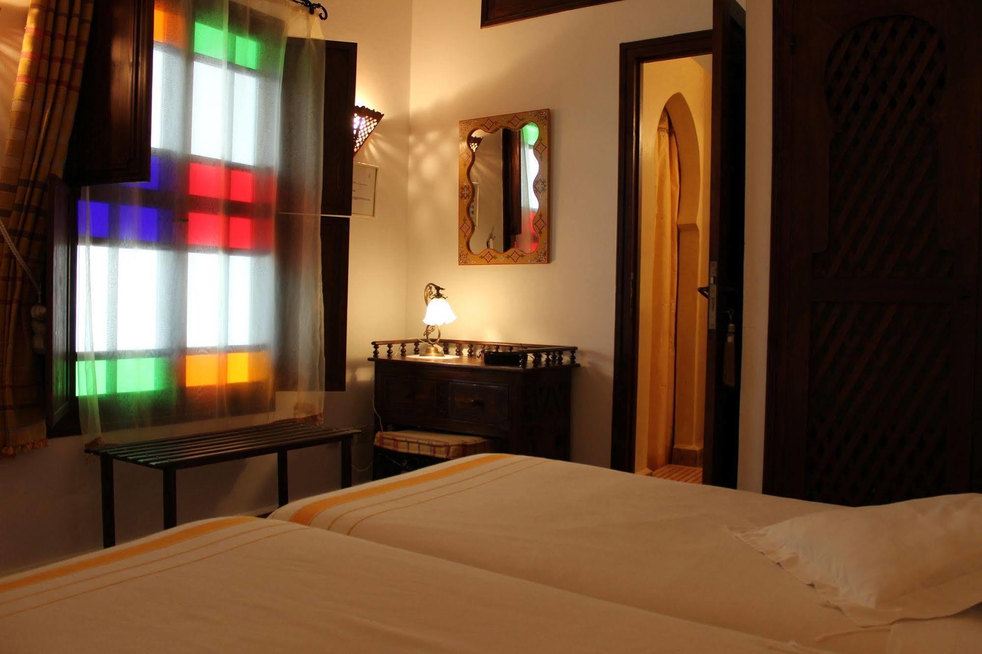Dar Manara - Medina D'Asilah Hotel ภายนอก รูปภาพ