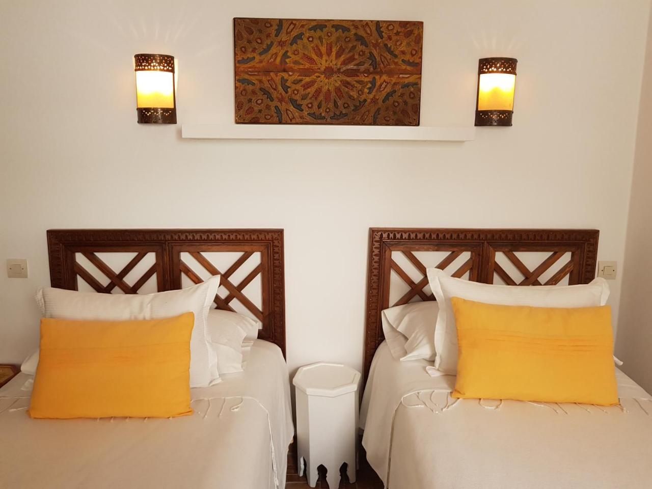 Dar Manara - Medina D'Asilah Hotel ภายนอก รูปภาพ