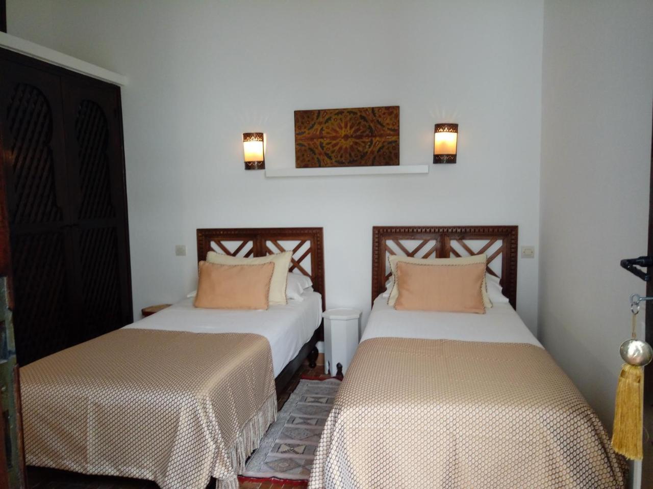 Dar Manara - Medina D'Asilah Hotel ภายนอก รูปภาพ